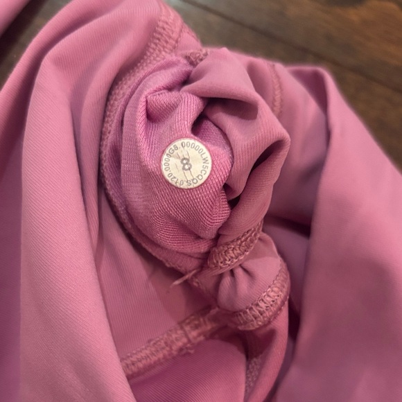 Lululemon 🍋 | 8 | Align High-Rise Pant 28"
in Pink Frosting - Picture 9 of 9